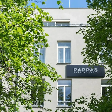 Pappas Hotel&studio 3*