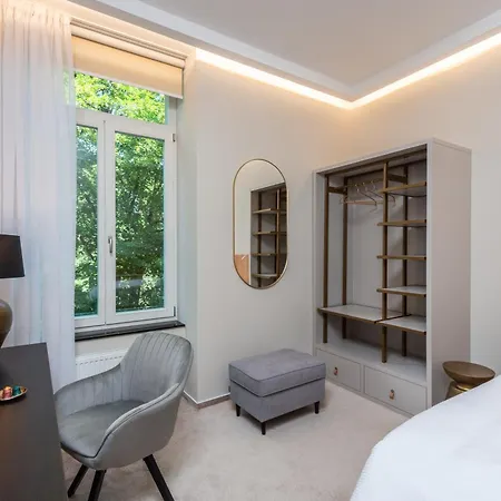 Pappas Hotel&studio